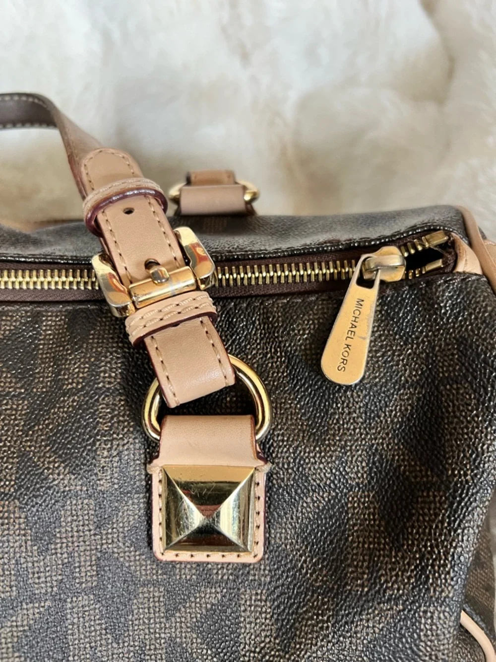 Michael Kors Brown Monogram Grayson Satchel with Gold Hardware vintage - Picture 6 of 16